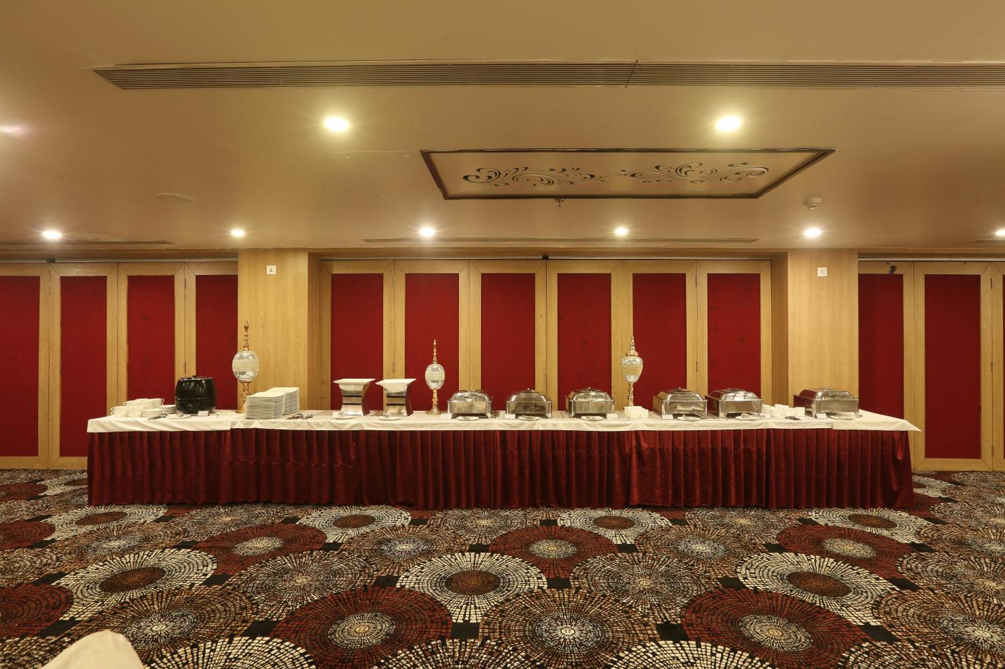 Vesta Grand Central Udaipur Exterior photo